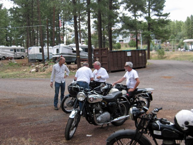 visitors-from-the-hotel Esteemed visitors to the camp